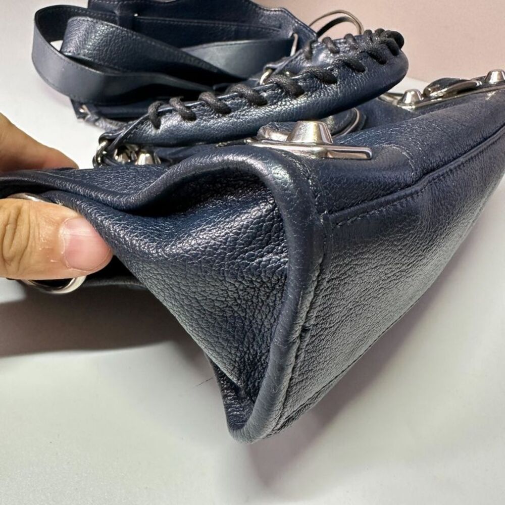 Balenciaga Women Pre-Loved Bag Very Good Condition - Picture 4 of 9